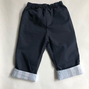 Burberry Navy blue boys reversible pants 12mos